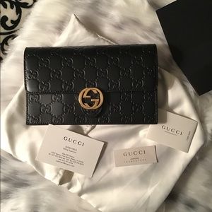 Gucci crossbody Wallet ON Chain